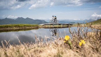 Radfahrer am Berg | © Rene Sendlhofer