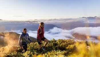 Pärchen spazieren auf der Schmittenhöhe | © Höhenpromenade auf der Schmittenhöhe